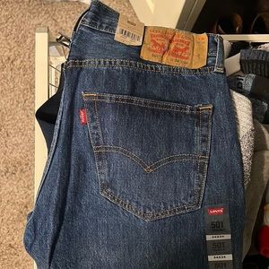 NWT Levi’s 34x34